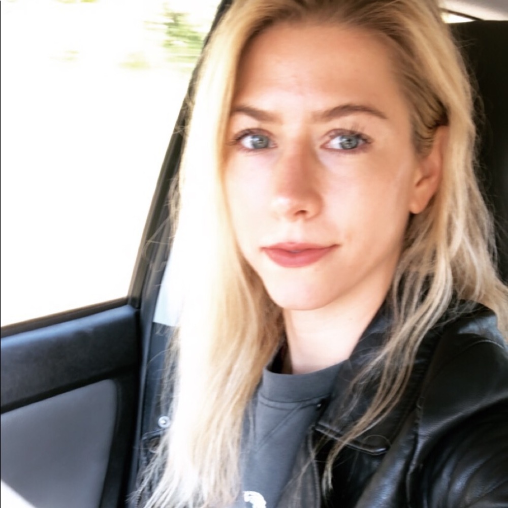 Meet your Posher, Ainsley